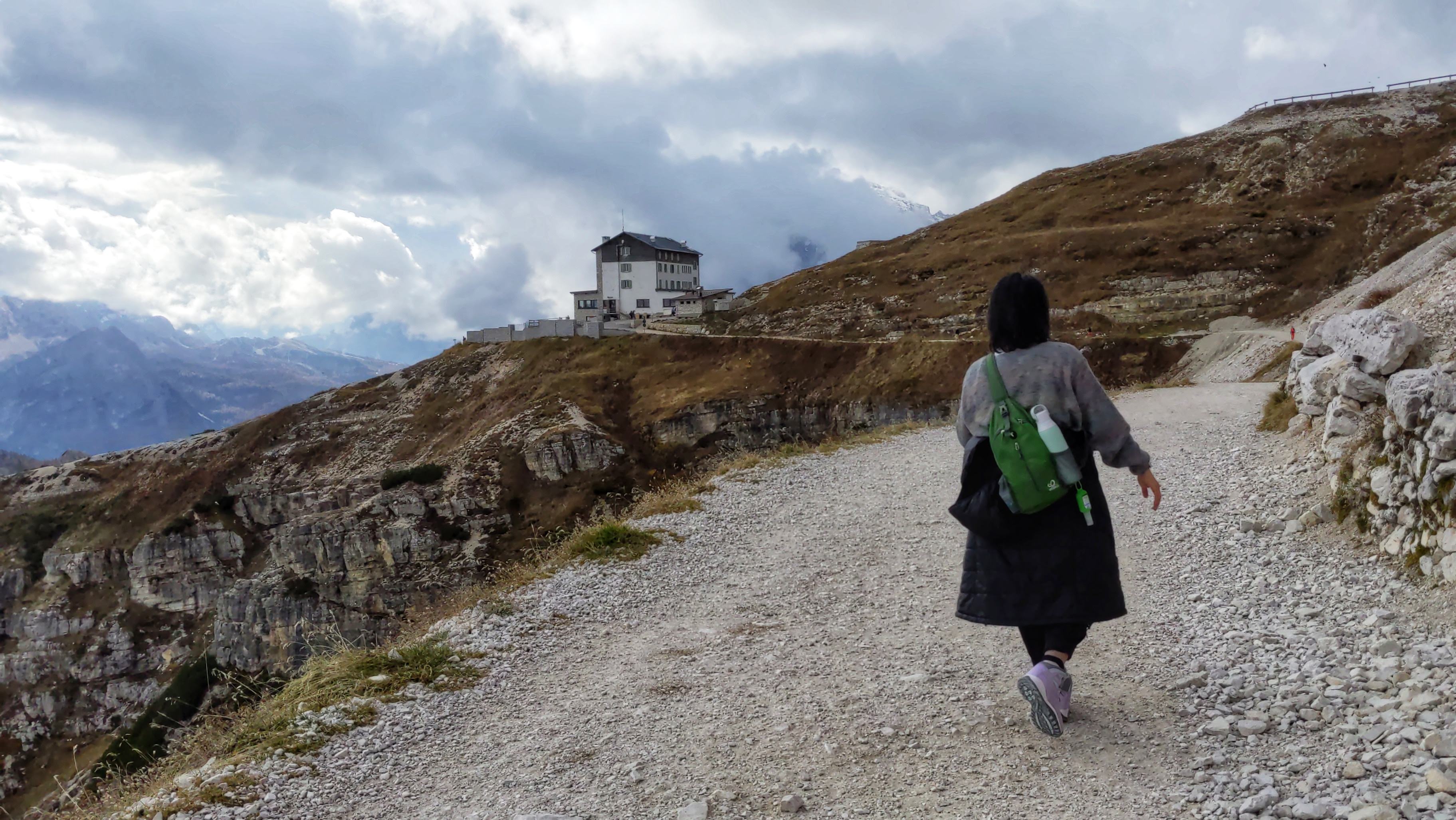 Tre Cime Di Lavaredo – Eastbound Trail to Rifugio Lavaredo