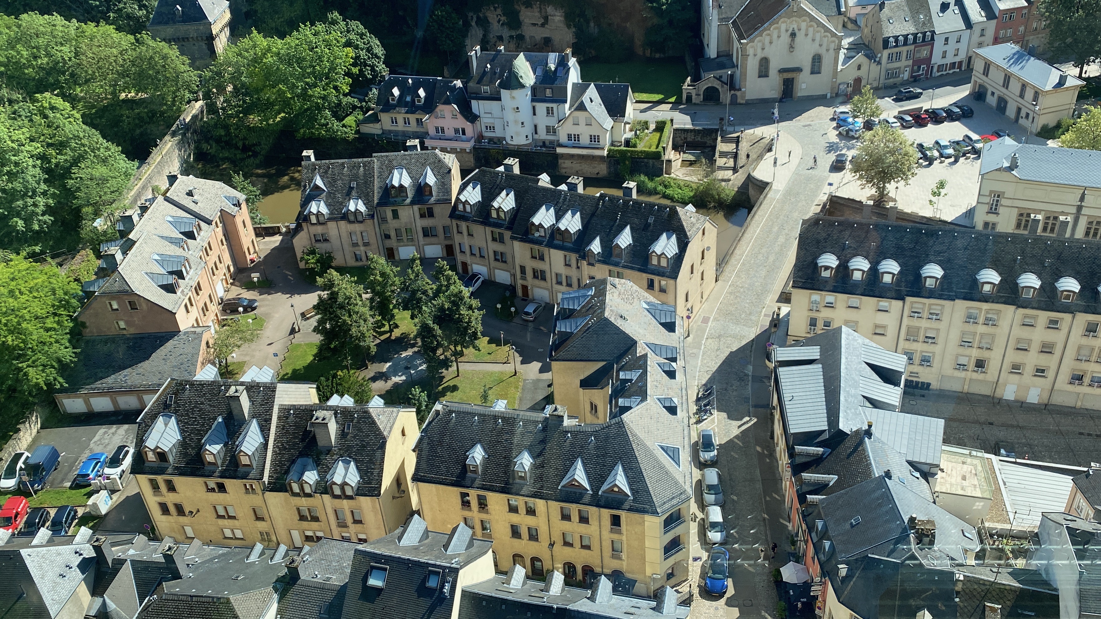 Luxembourg City – First Look