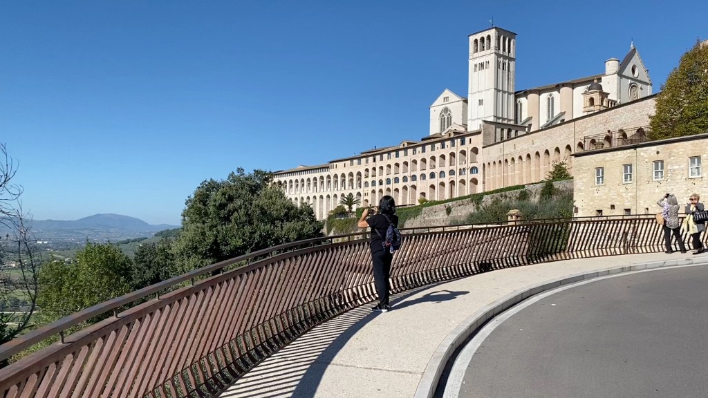 Roadtrip to Umbria – Exploring&nbsp;Assisi