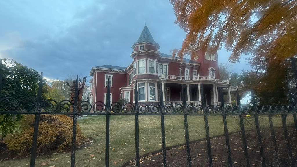 Walking Stephen King’s Bangor, A Love Letter to&nbsp;Dread